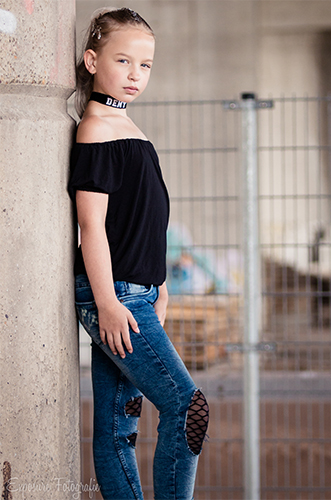 Demy