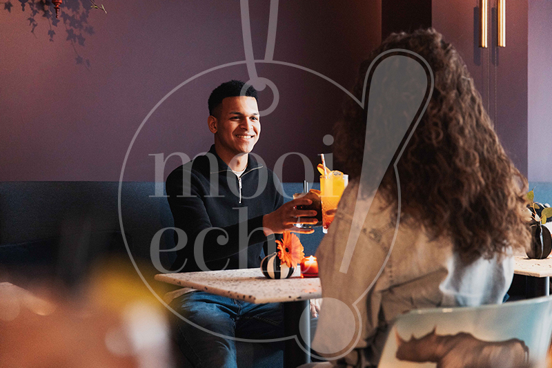 Fotoshoot vriendengroep restaurant1